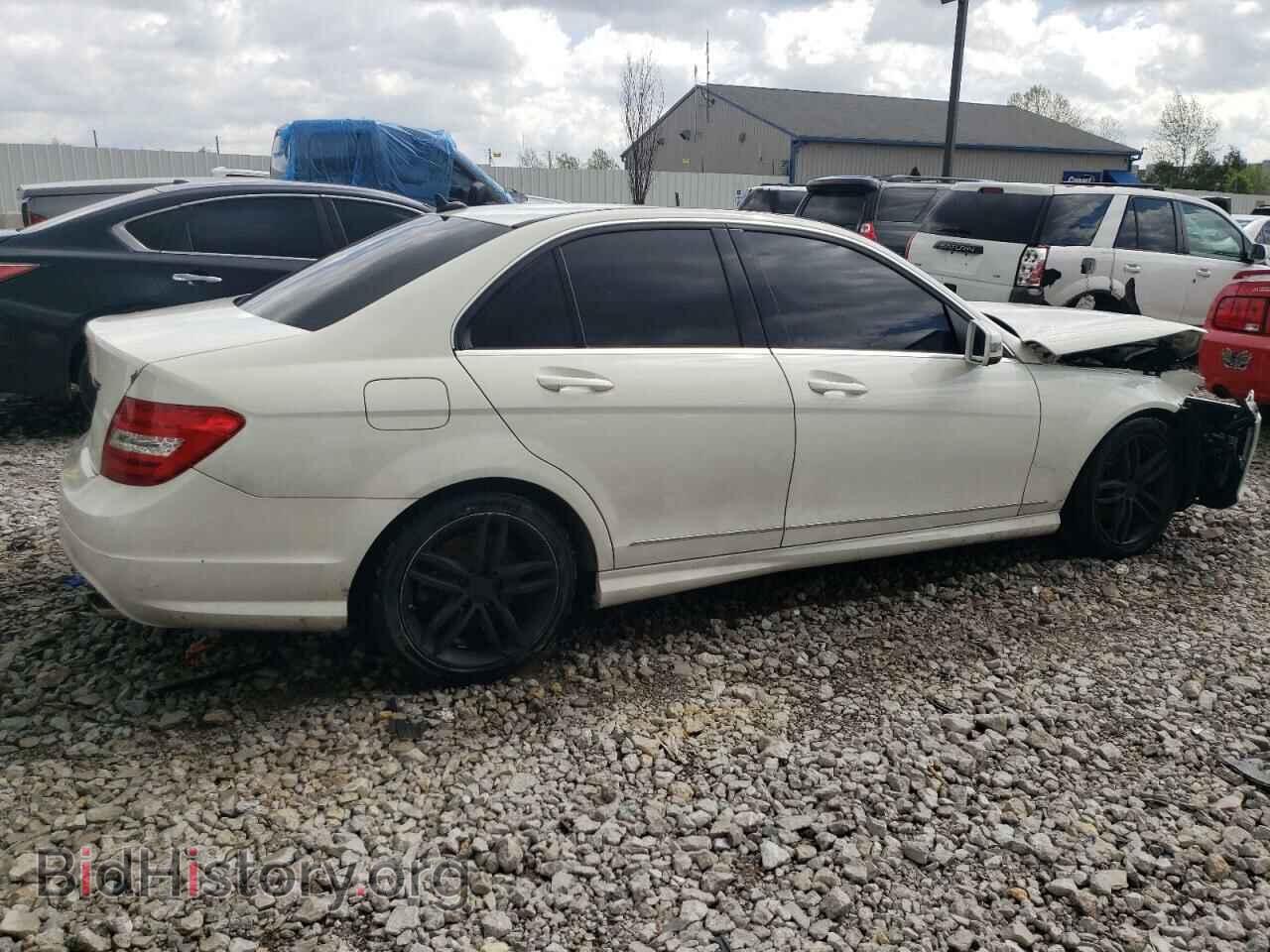 2012 MERCEDES-BENZ C-CLASS - VIN: WDDGF8BB2CF915417 - Фото 3