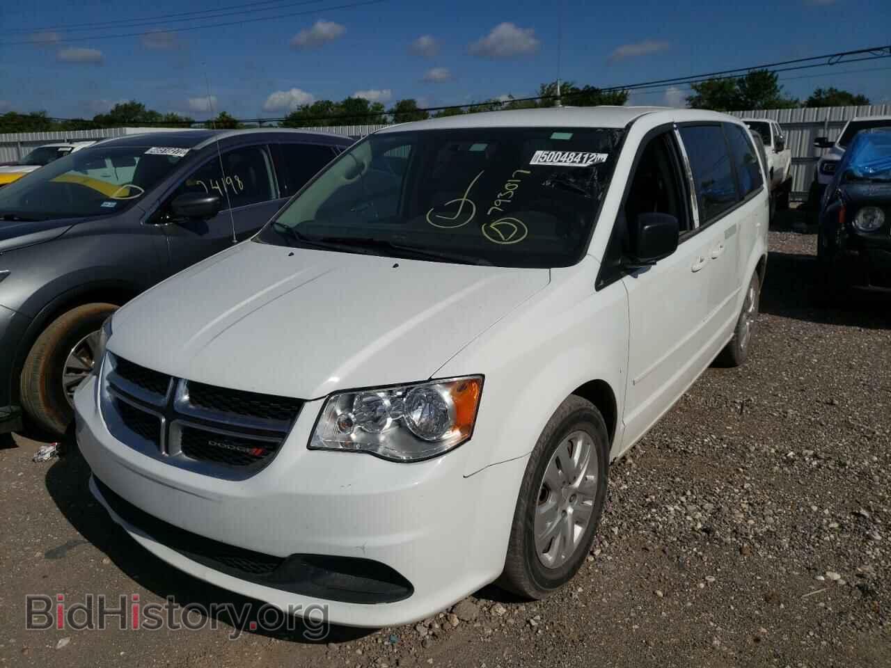 2017 DODGE CARAVAN - VIN: 2C4RDGBG1HR793017 - Photo 2