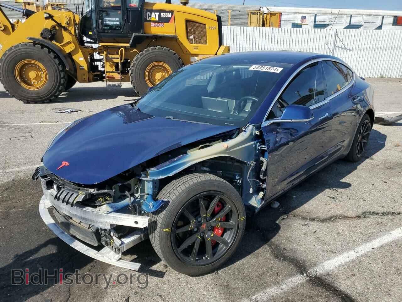 Фотография 5YJ3E1EB9JF093666 - TESLA MODEL 3 2018