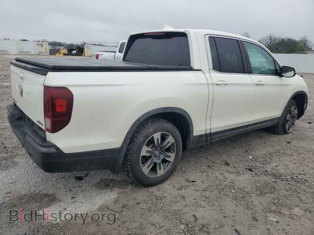2017 HONDA RIDGELINE - VIN: 5FPYK3F50HB004846 - Фото 3
