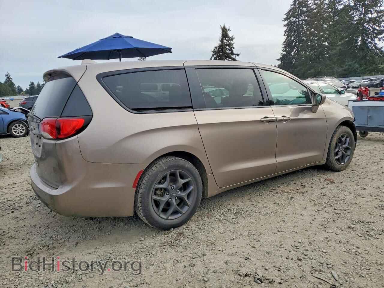 2018 CHRYSLER PACIFICA - VIN: 2C4RC1FGXJR305845 - Photo 3