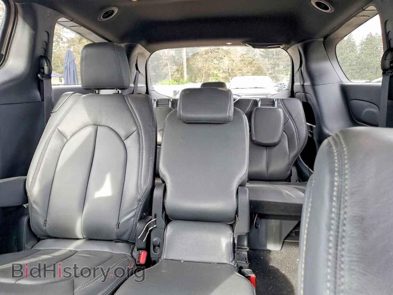 2018 CHRYSLER PACIFICA - VIN: 2C4RC1FGXJR305845 - Photo 10