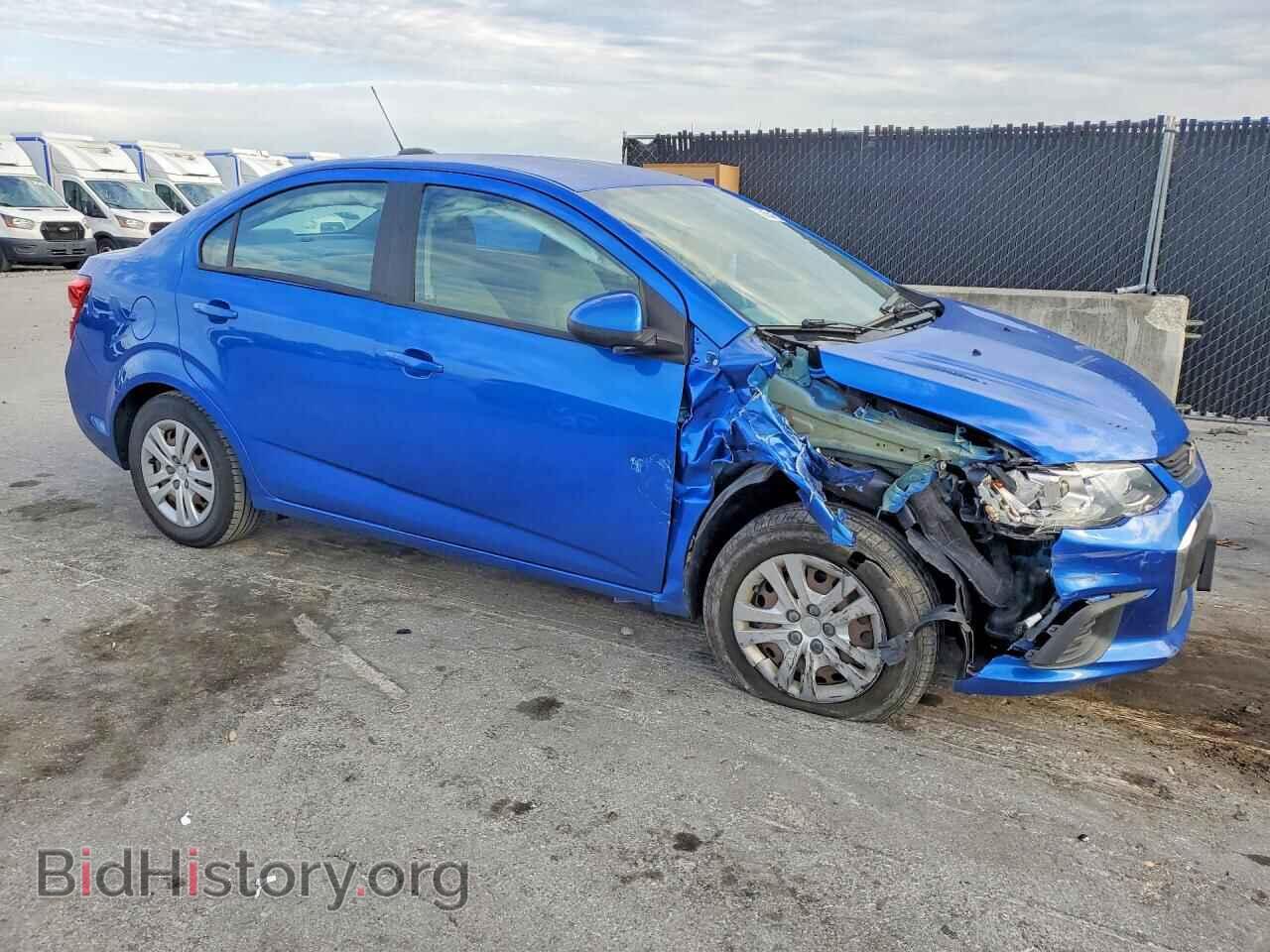 2017 CHEVROLET SONIC - VIN: 1G1JB5SH2H4150641 - Фото 4