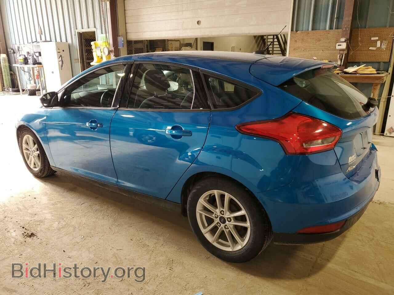 2016 FORD FOCUS - VIN: 1FADP3K29GL379902 - Фото 2