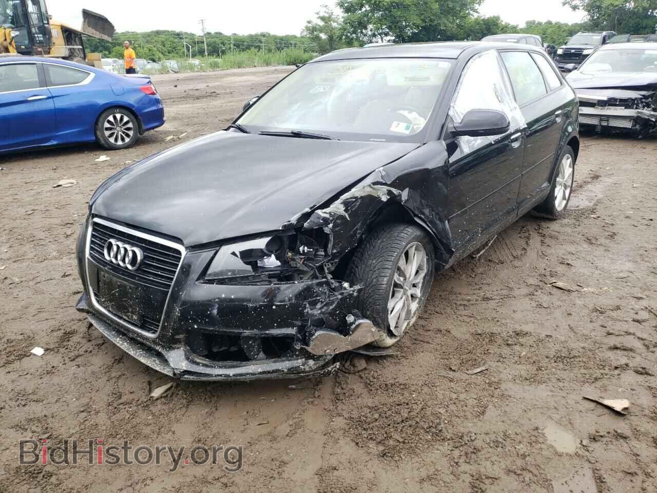2012 AUDI A3 - VIN: WAUBEAFM9CA054015 - Фото 2