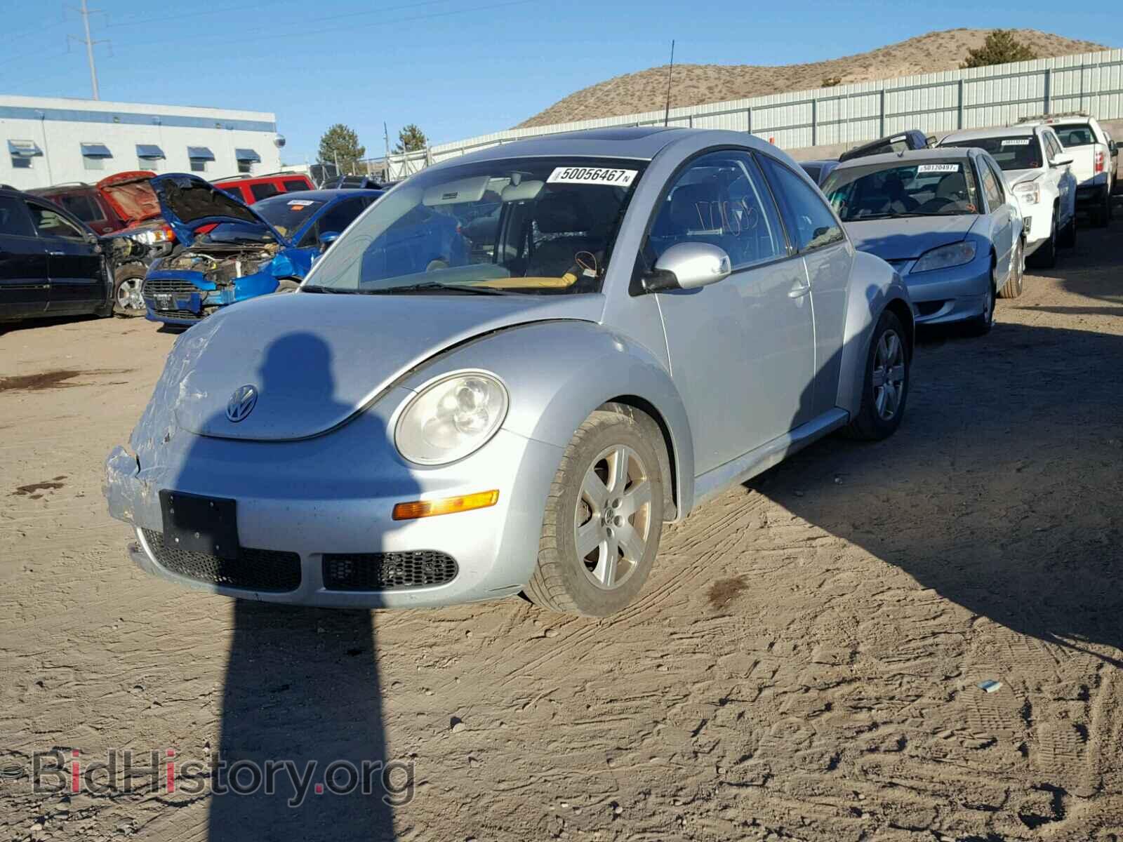 2007 VOLKSWAGEN BEETLE - VIN: 3VWRW31C47M520710 - Фото 2