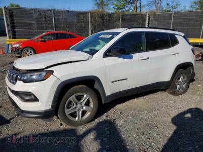 2023 Jeep COMPASS Latitude, белый — VIN 3C4NJDBN2PT562109, Copart