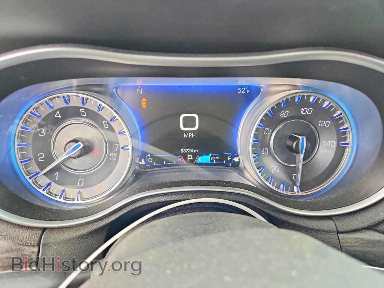 2017 CHRYSLER 300 - VIN: 2C3CCAAG6HH508202 - Фото 9