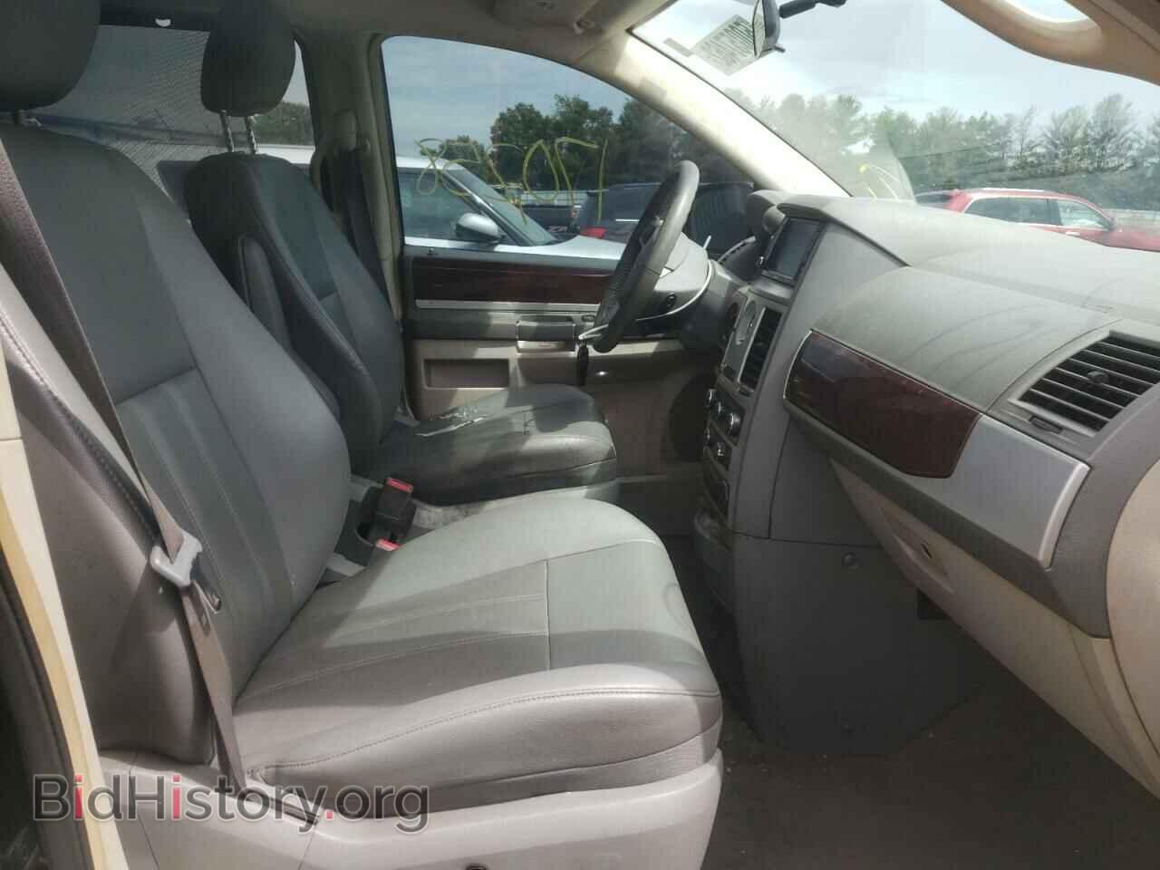 2010 CHRYSLER MINIVAN - VIN: 2A4RR5D18AR126444 - Photo 5