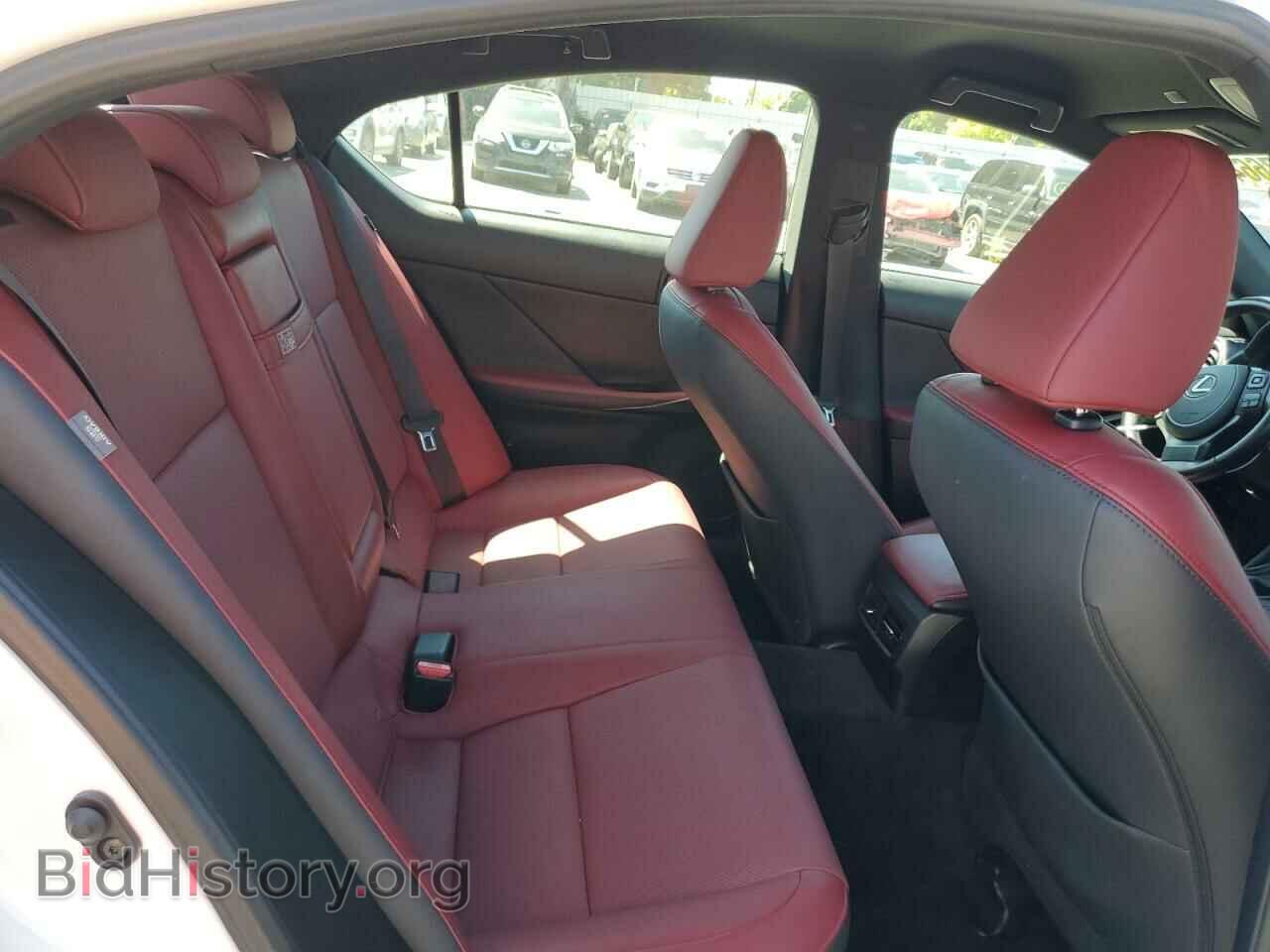 2022 LEXUS IS - VIN: JTHAA1D24N5120962 - Photo 10