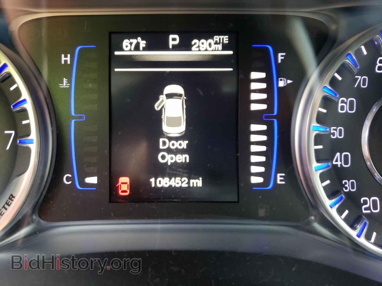 2015 CHRYSLER 200 - VIN: 1C3CCCAB2FN569907 - Фото 8