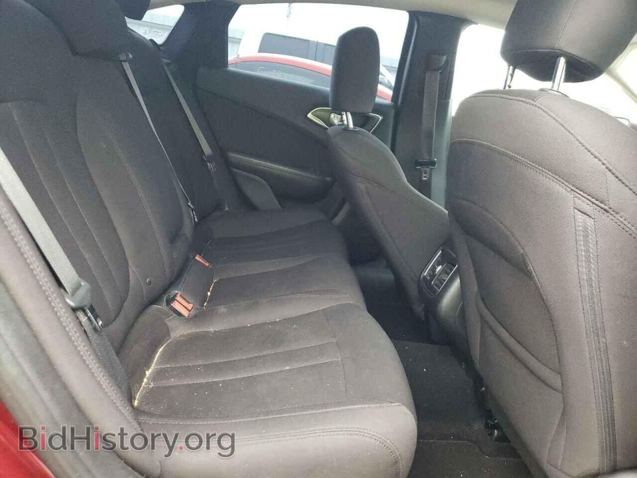2015 CHRYSLER 200 - VIN: 1C3CCCAB5FN682069 - Фото 10