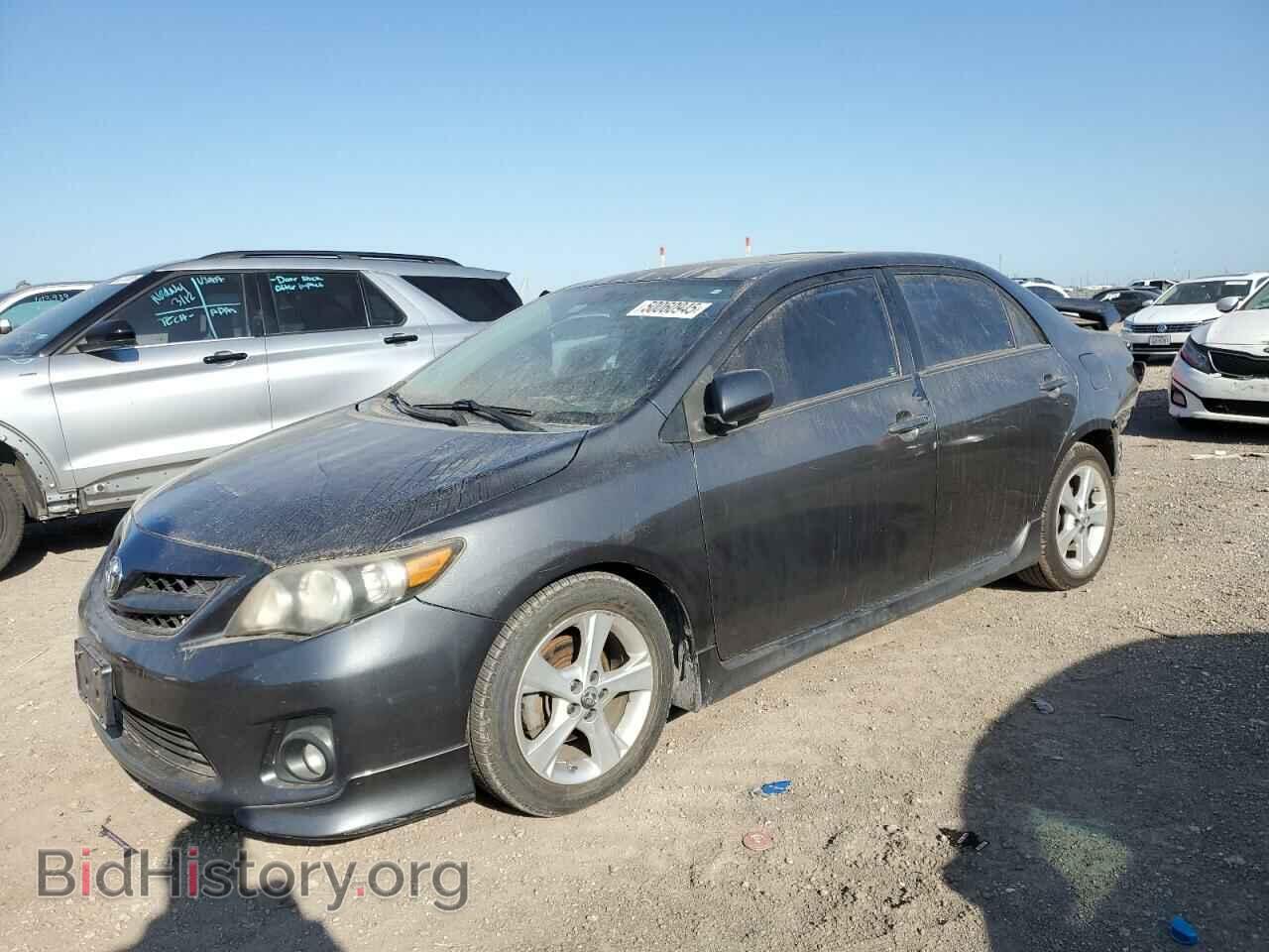 Photo 2T1BU4EEXBC747641 - TOYOTA COROLLA 2011