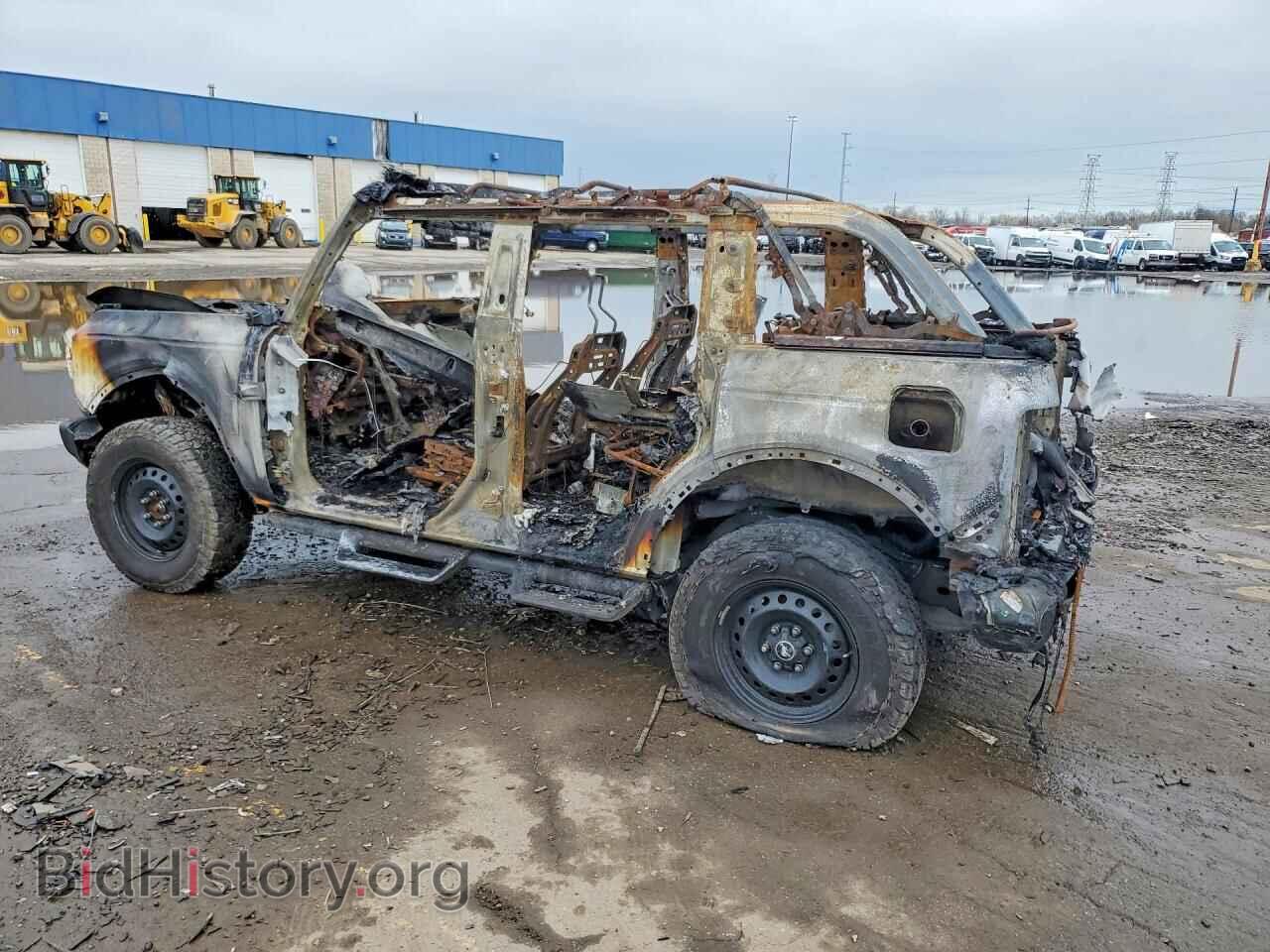 2023 FORD BRONCO - VIN: 1FMEE5DP2PLC08526 - Фото 2