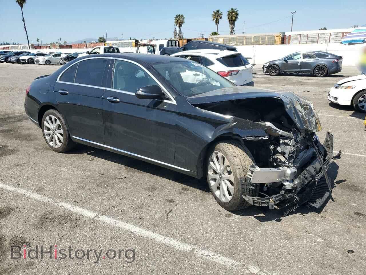 2018 MERCEDES-BENZ E-CLASS - VIN: WDDZF4JBXJA392998 - Фото 4