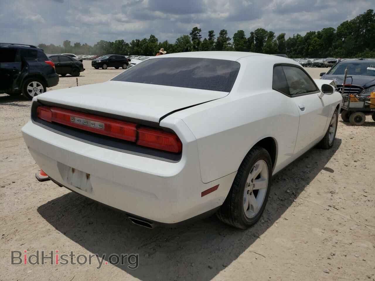 2014 DODGE CHALLENGER - VIN: 2C3CDYAG1EH110588 - Фото 4