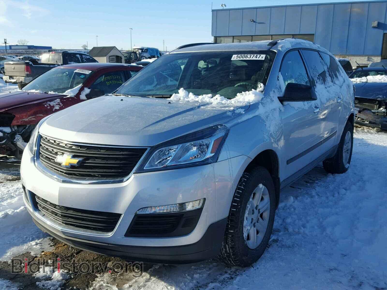 2017 CHEVROLET TRAVERSE - VIN: 1GNKRFED0HJ306366 - Фото 2