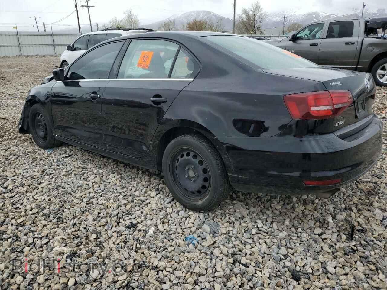 2017 VOLKSWAGEN JETTA - VIN: 3VW2B7AJ4HM236921 - Photo 2