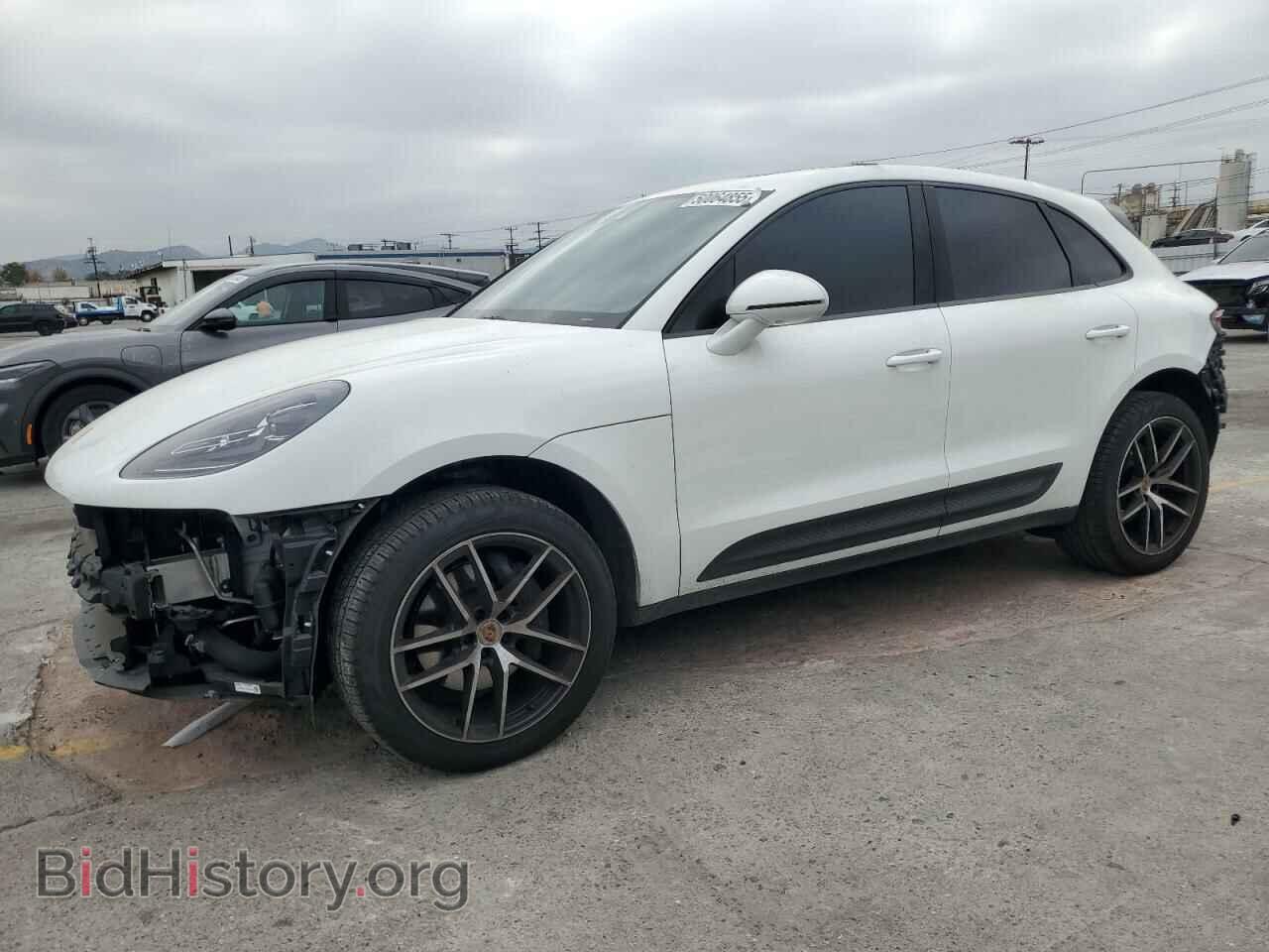 Фотография WP1AA2A52RLB08024 - PORSCHE MACAN BASE 2024
