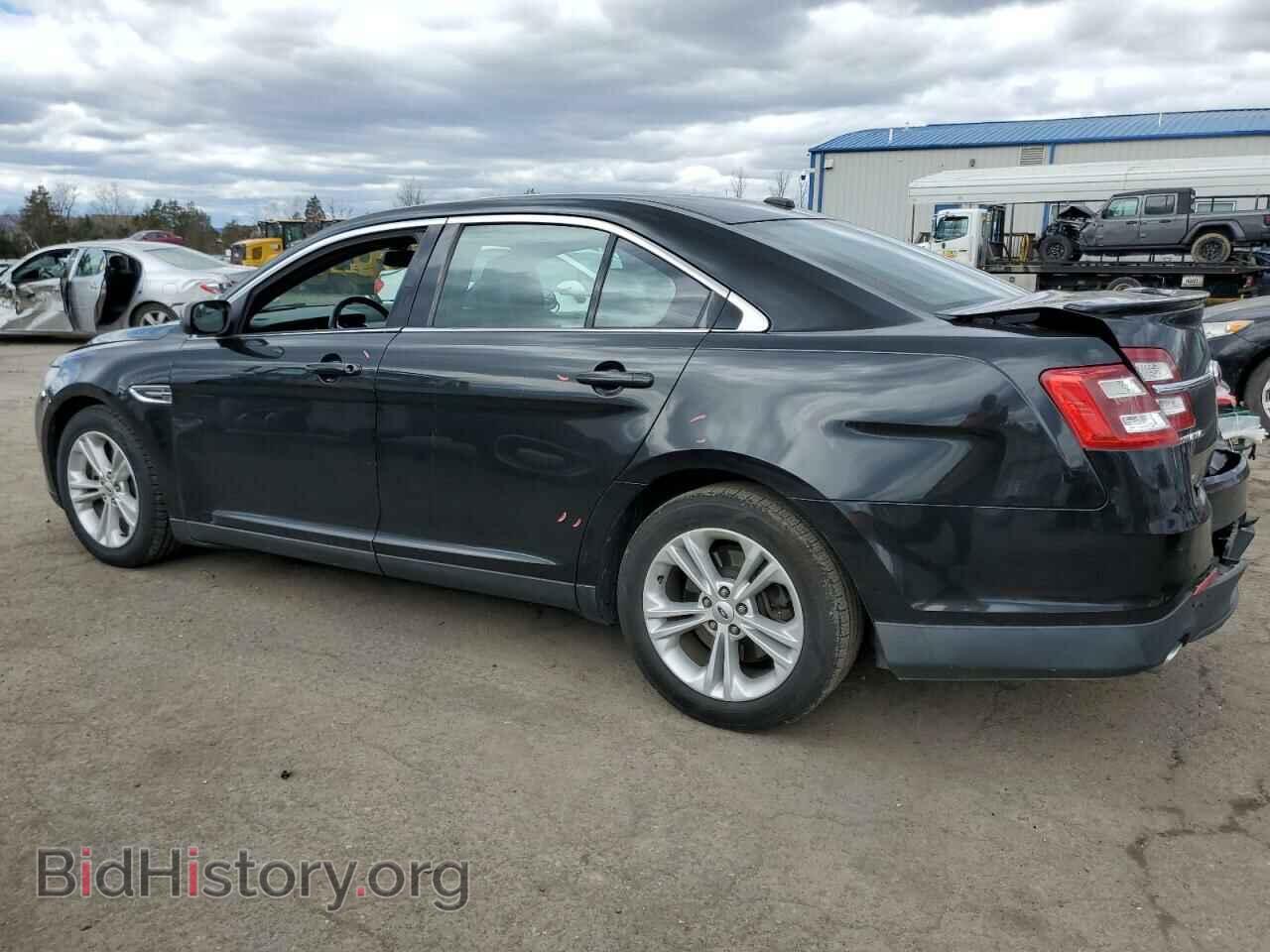 2013 FORD TAURUS - VIN: 1FAHP2E83DG173412 - Фото 2