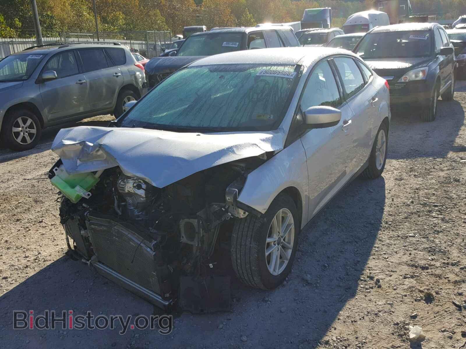 2018 FORD FOCUS - VIN: 1FADP3FE8JL203435 - Photo 2