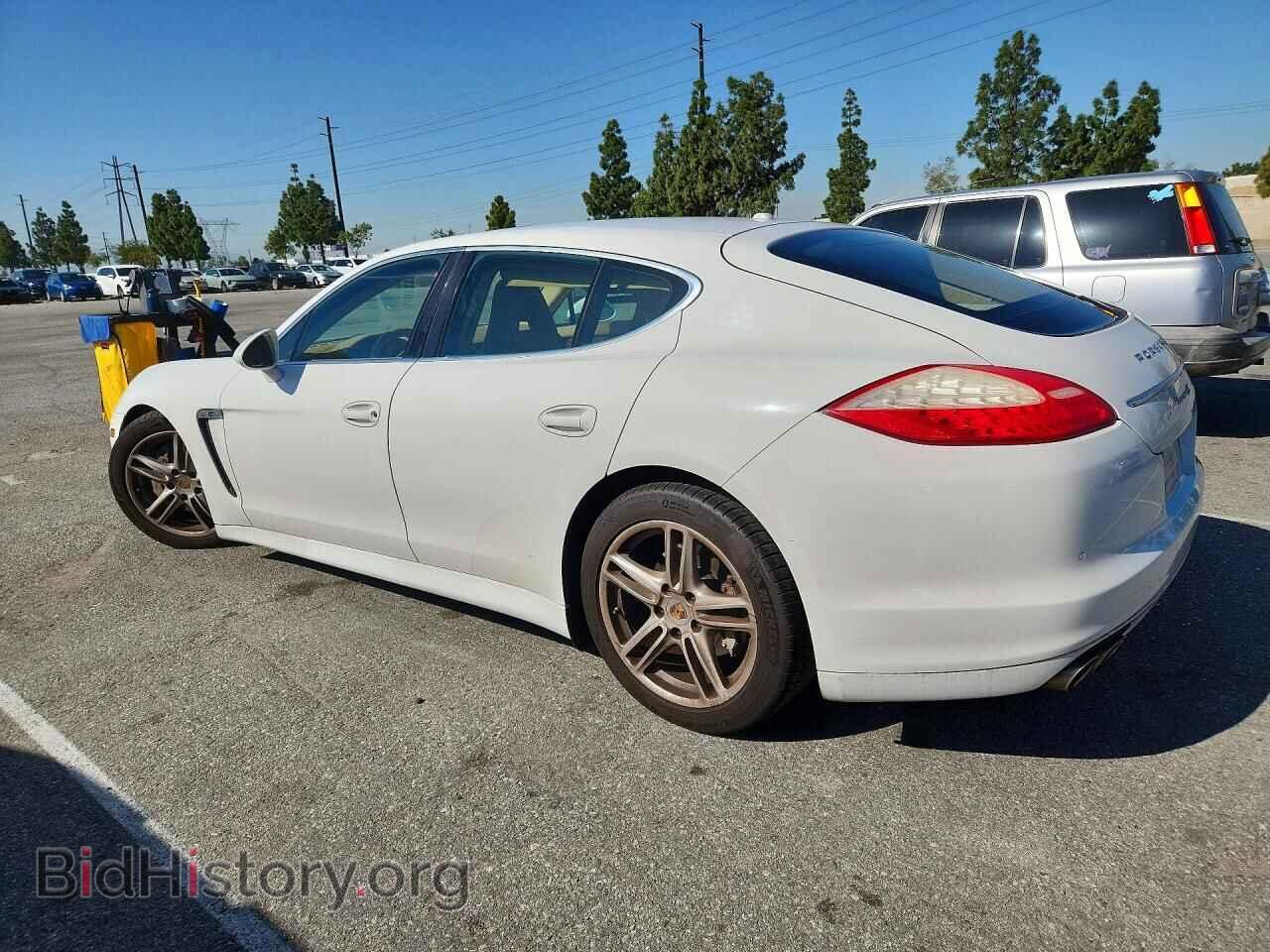 2011 PORSCHE PANAMERA - VIN: WP0AB2A73BL060765 - Фото 2