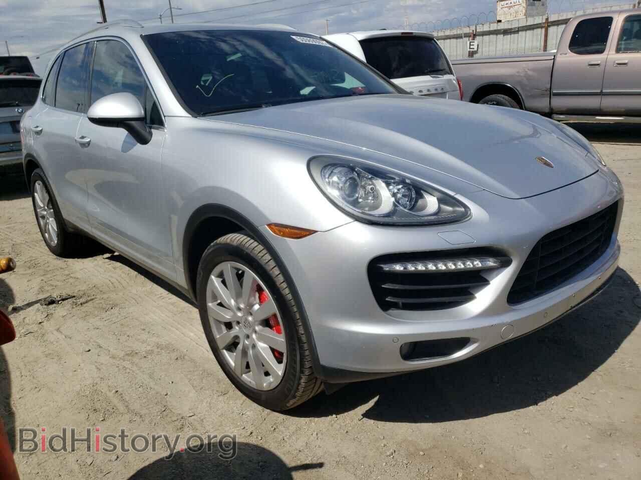 Photo WP1AC2A24BLA83052 - PORSCHE CAYENNE 2011