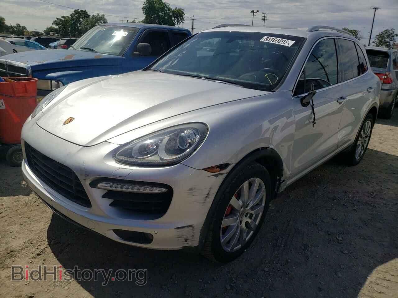 2011 PORSCHE CAYENNE - VIN: WP1AC2A24BLA83052 - Фото 2