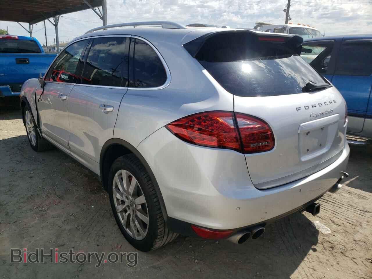 2011 PORSCHE CAYENNE - VIN: WP1AC2A24BLA83052 - Фото 3