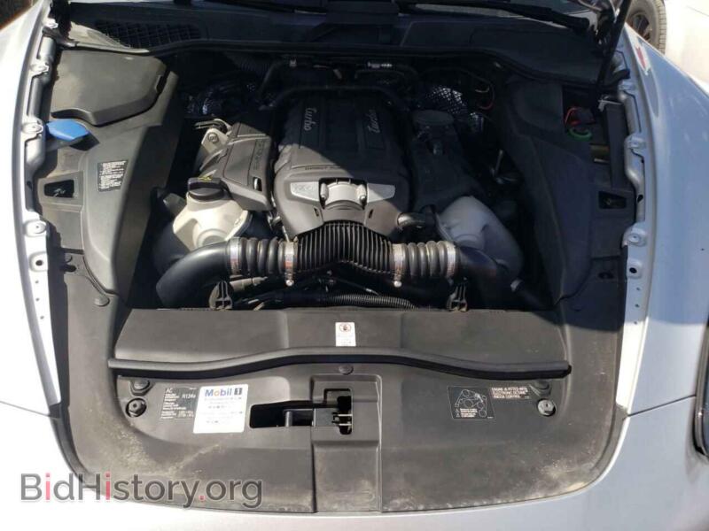 2011 Porsche CAYENNE (VIN WP1AC2A24BLA83052) — photo 7 of 10