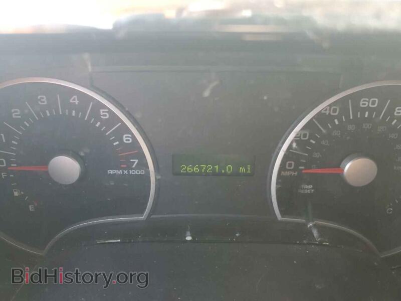 2006 Ford EXPLORER (VIN 1FMEU73876UB70180) — photo 9 of 13