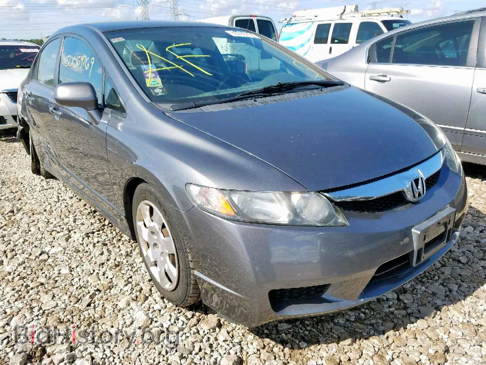 Фотография 19XFA1F57BE017646 - HONDA CIVIC LX 2011