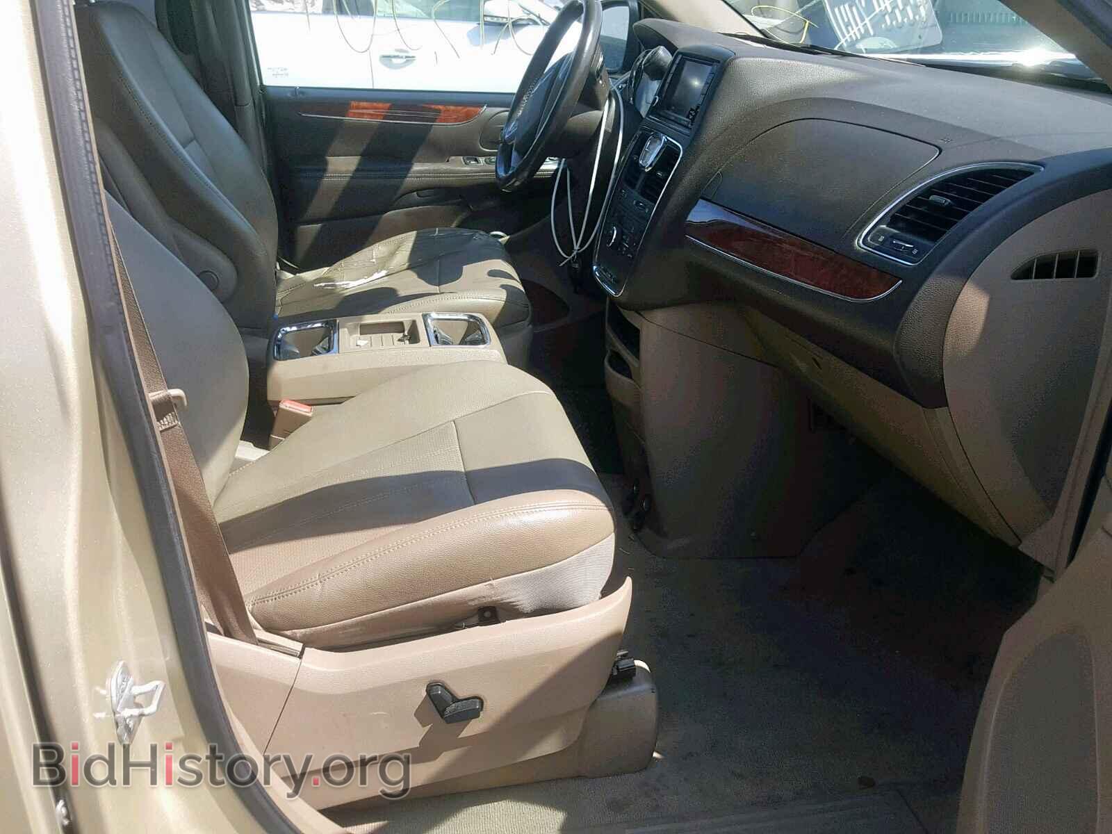 2011 CHRYSLER TOWN & COU - VIN: 2A4RR8DG5BR630649 - Фото 5