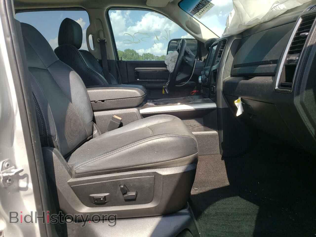 2017 RAM 1500 - VIN: 1C6RR6MT1HS644957 - Фото 5