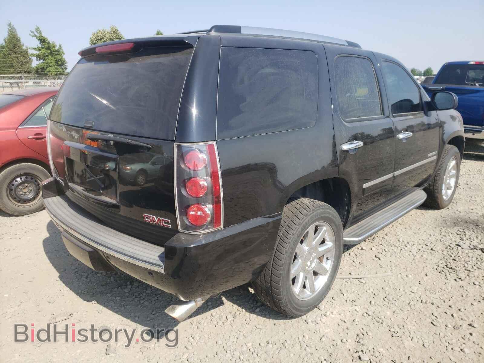 2011 GMC YUKON - VIN: 1GKS2EEF3BR177562 - Photo 4