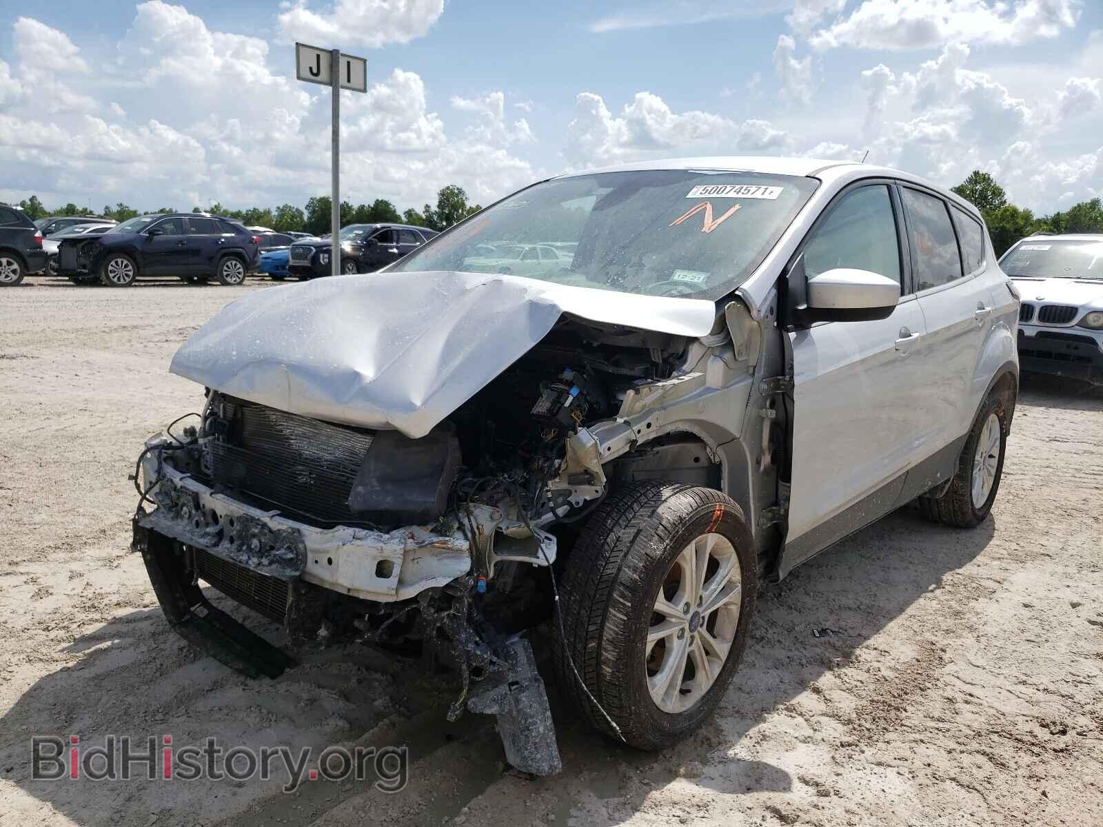 2017 FORD ESCAPE - VIN: 1FMCU0GD3HUC00252 - Фото 2