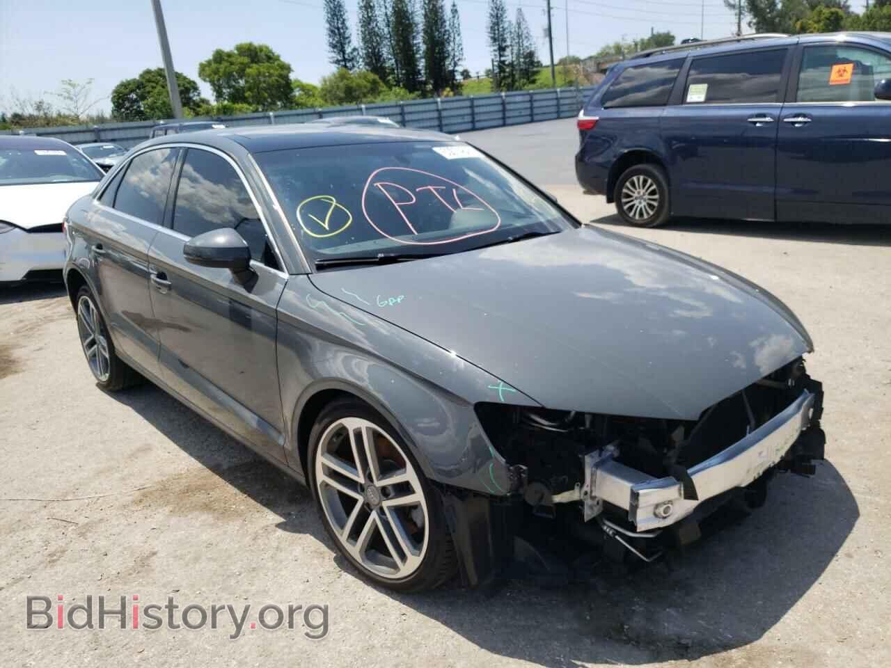 Photo WAUAUGFF8K1011349 - AUDI A3 2019