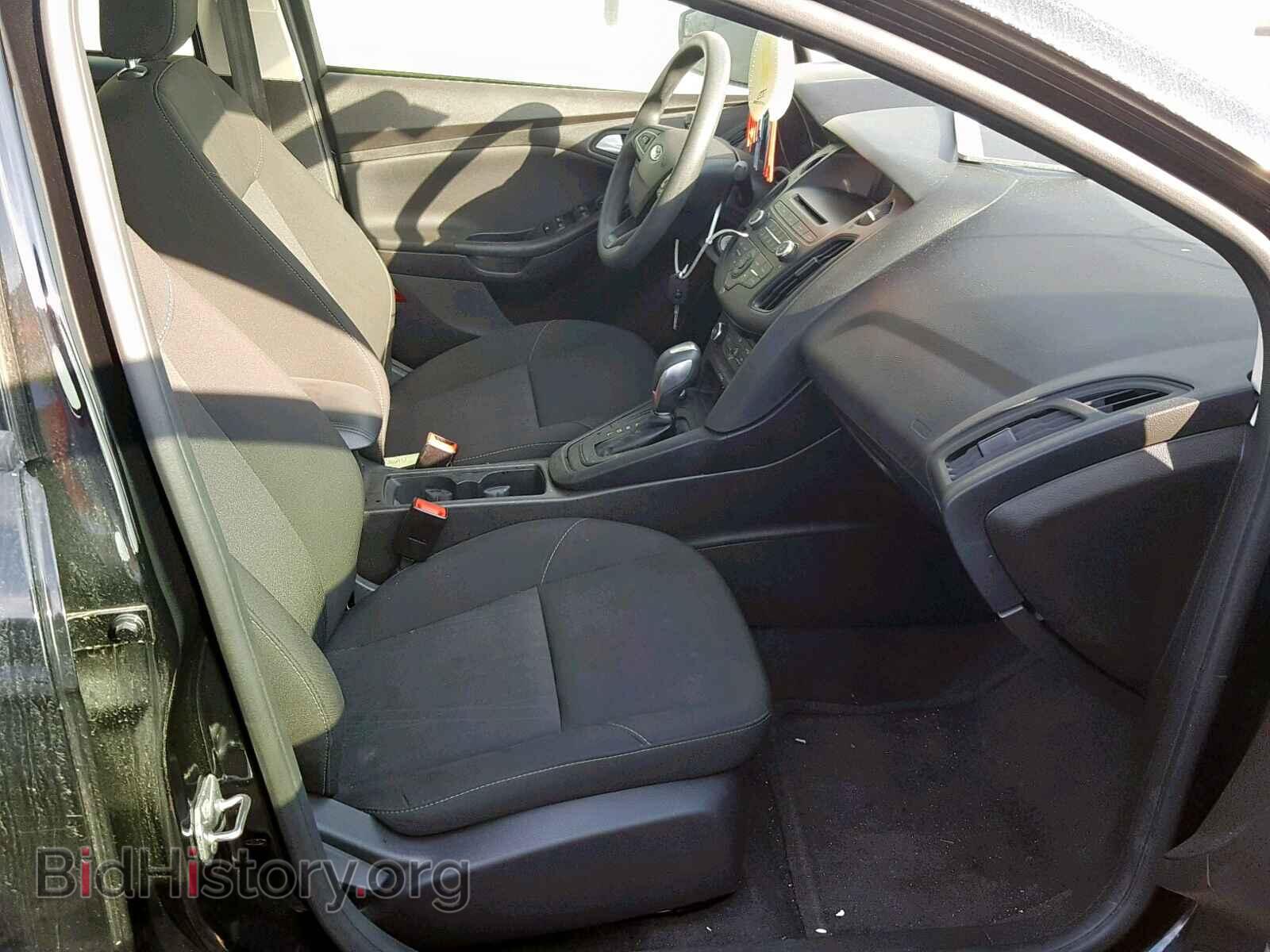 2016 FORD FOCUS SE - VIN: 1FADP3F2XGL359832 - Фото 5