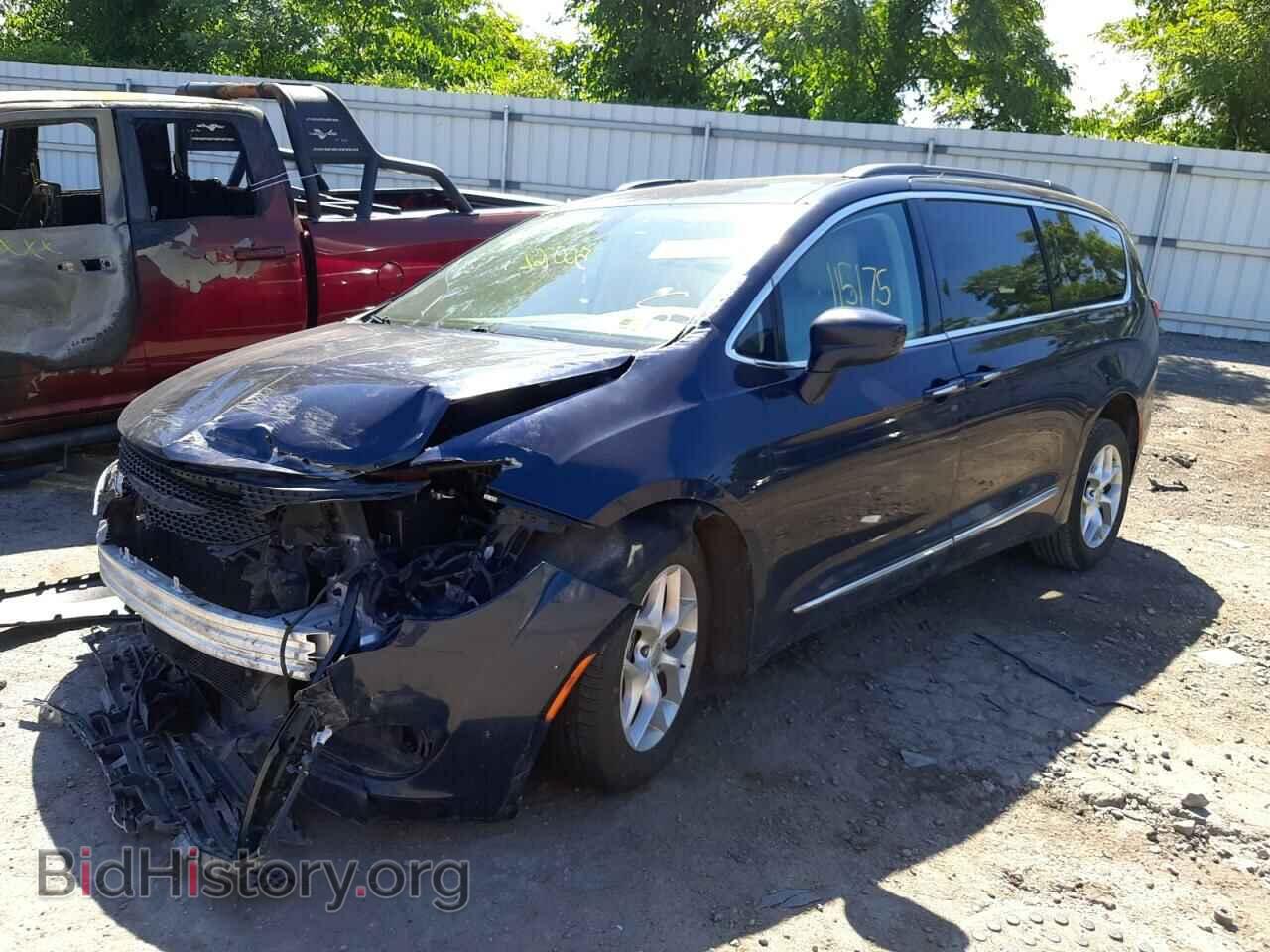 2017 CHRYSLER PACIFICA - VIN: 2C4RC1BGXHR513448 - Фото 2