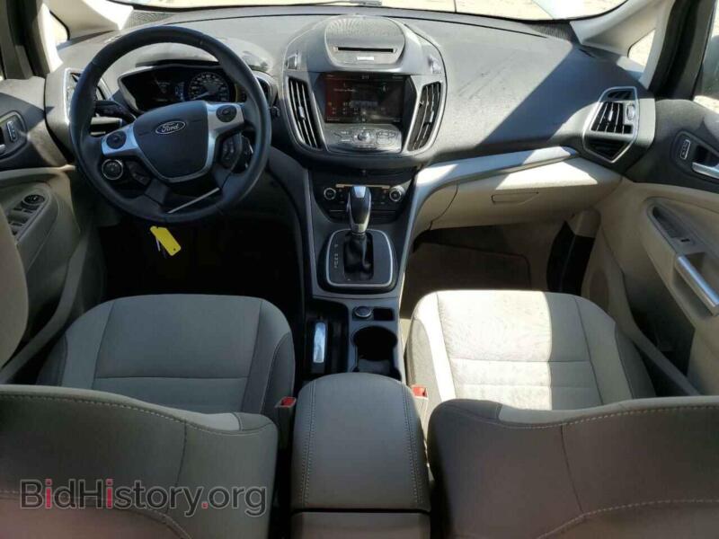 2013 Ford CMAX (VIN 1FADP5AUXDL551705) — photo 8 of 12