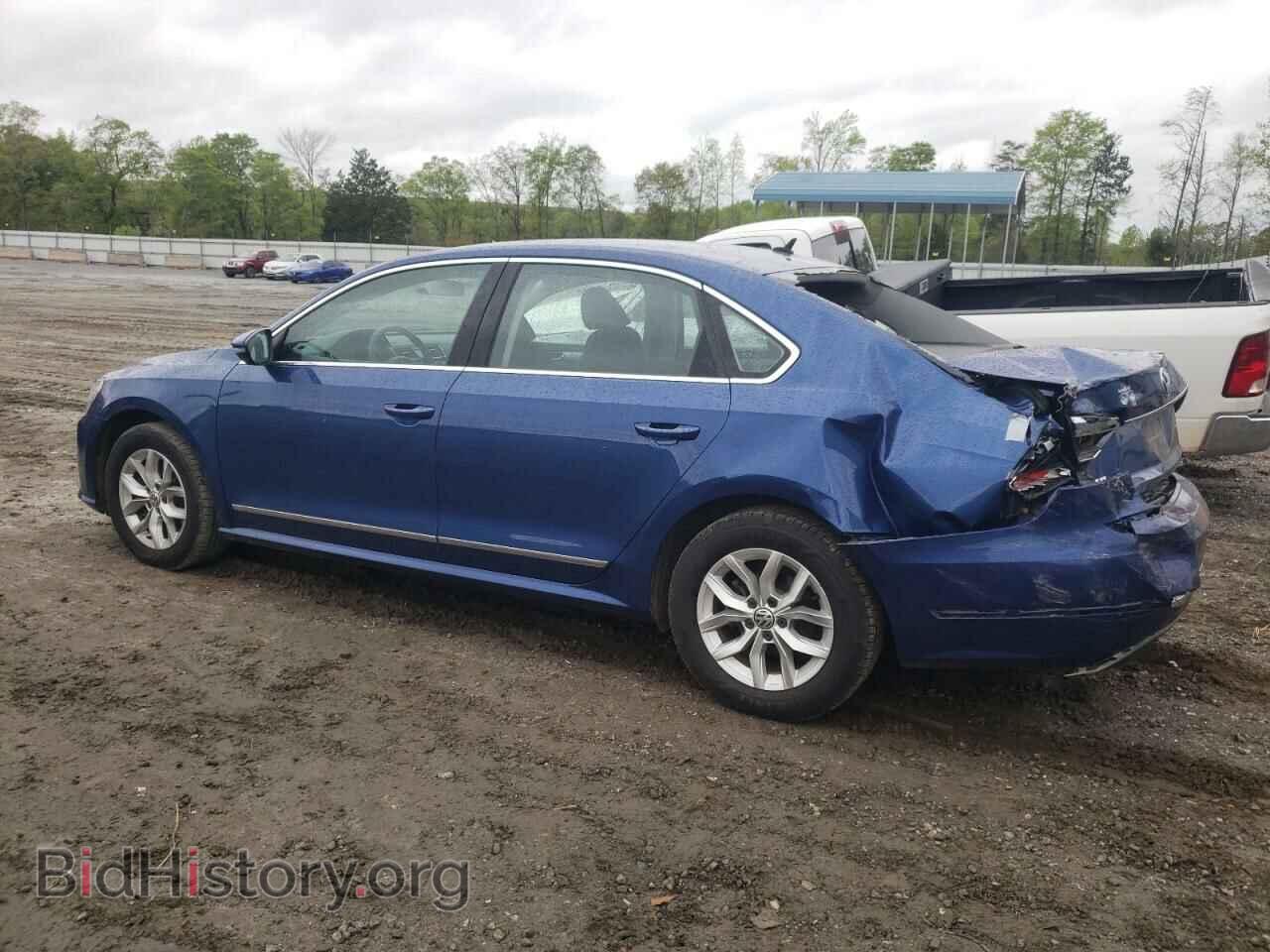 2017 VOLKSWAGEN PASSAT - VIN: 1VWAT7A39HC054630 - Фото 2