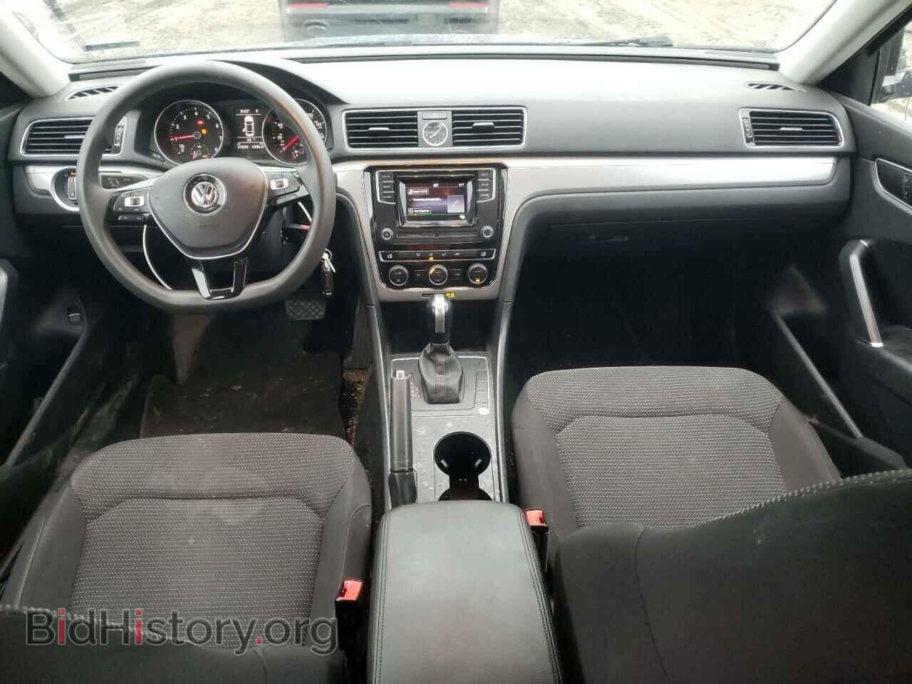 2017 VOLKSWAGEN PASSAT - VIN: 1VWAT7A39HC054630 - Фото 8