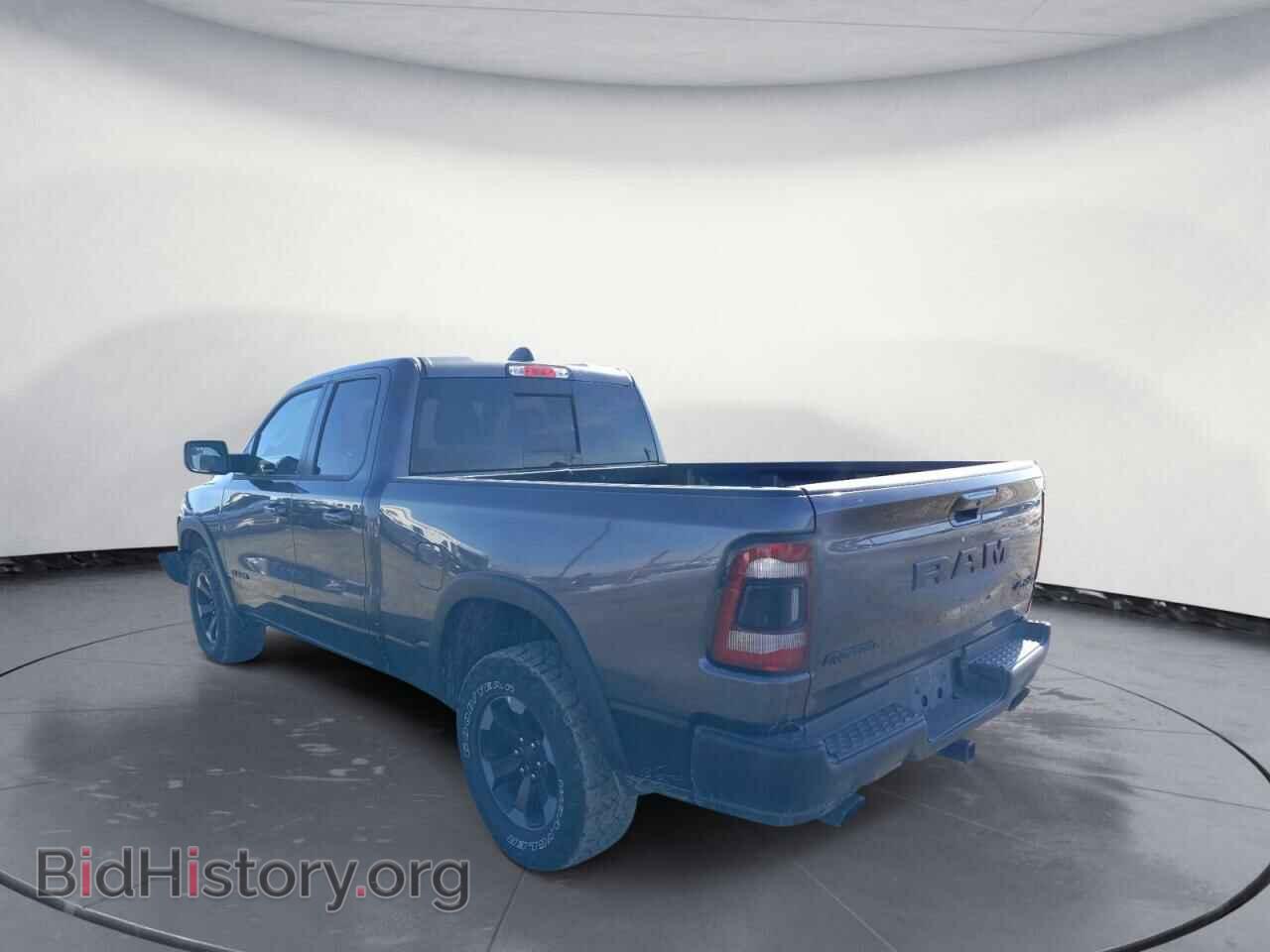 2020 RAM 1500 - VIN: 1C6SRFET8LN307449 - Photo 2