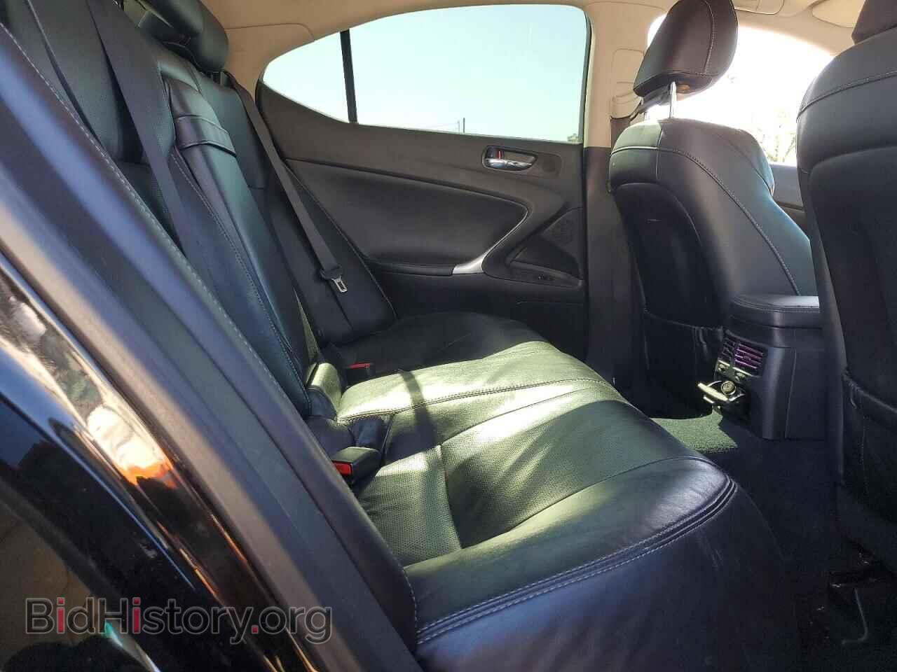 2011 LEXUS IS - VIN: JTHBF5C21B5143349 - Photo 10