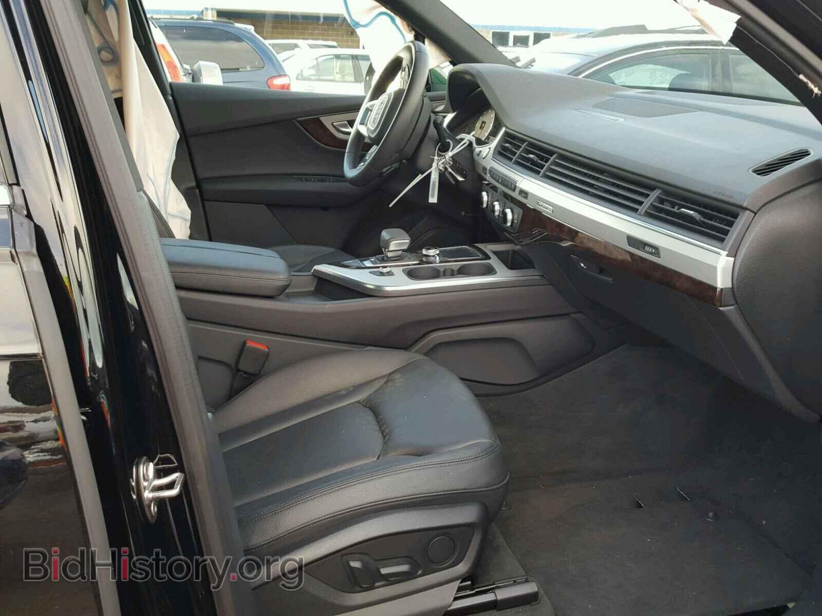 2017 AUDI Q7 - VIN: WA1LHAF71HD056592 - Фото 5