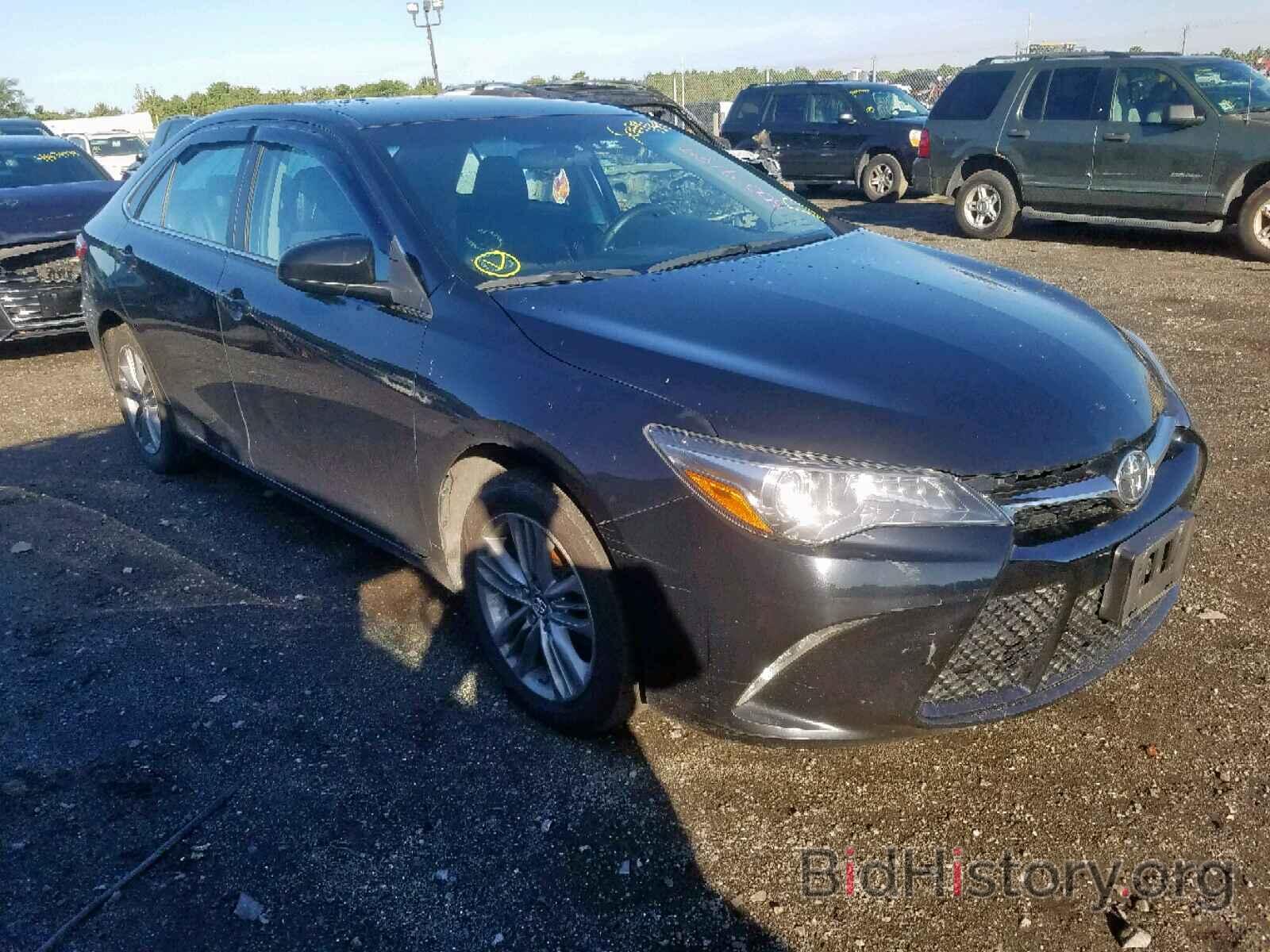 Photo 4T1BF1FK6HU690388 - TOYOTA CAMRY 2017