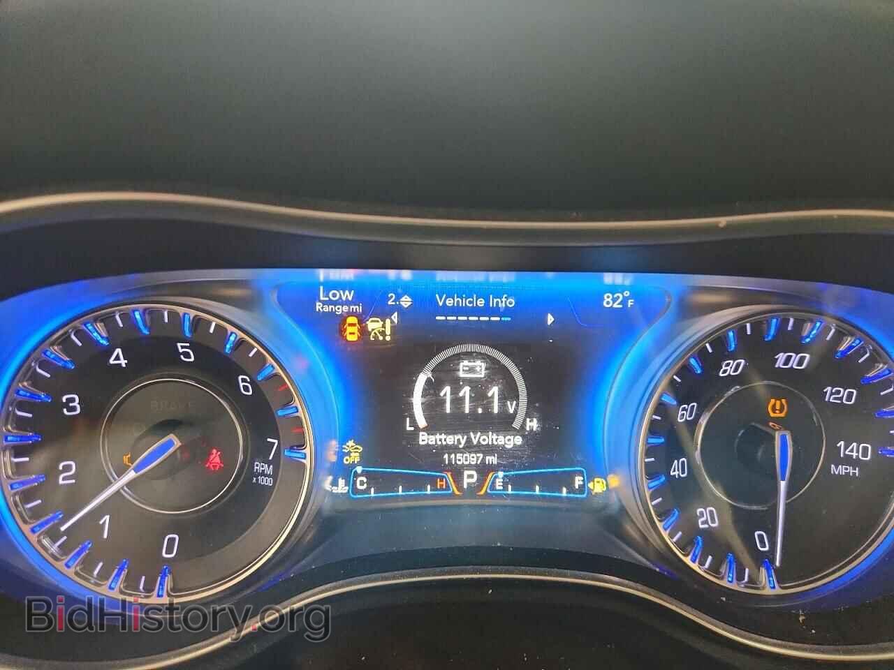 2017 CHRYSLER 300 - VIN: 2C3CCAEG9HH570302 - Фото 9