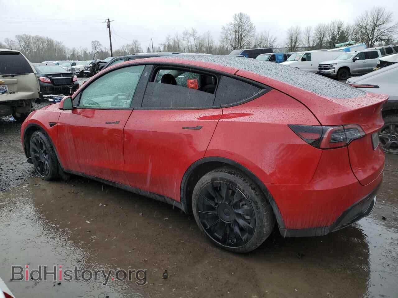 2022 TESLA MODEL Y - VIN: 7SAYGDEE2NF480547 - Фото 2