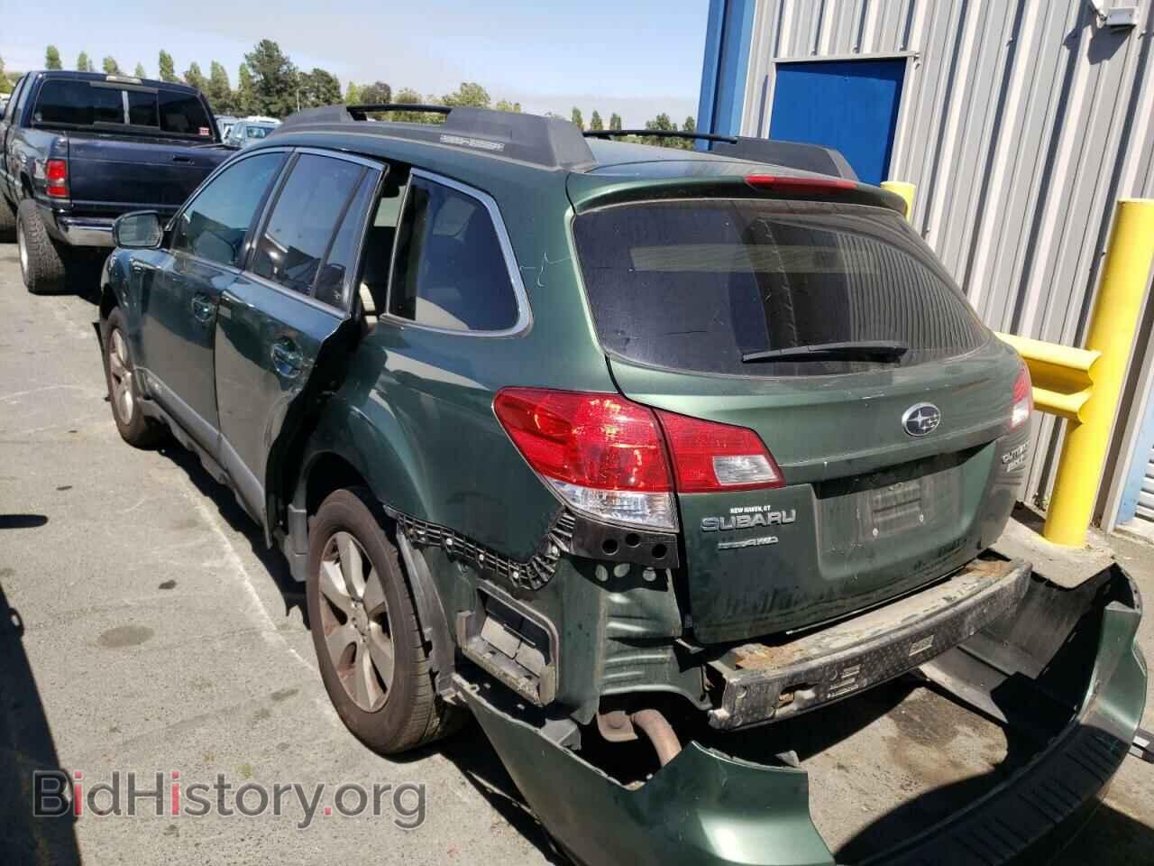 2010 SUBARU OUTBACK - VIN: 4S4BRBKC8A3339747 - Photo 3