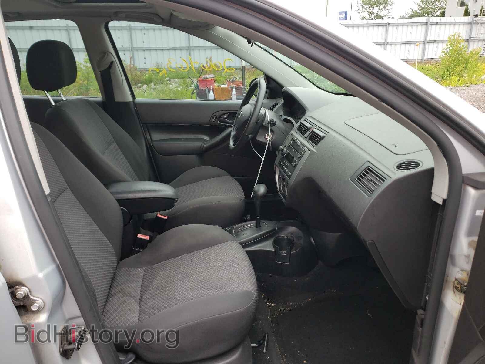 2006 FORD FOCUS - VIN: 1FAFP37N06W150131 - Фото 5
